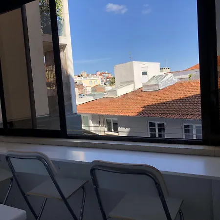Principe Real Garden Budget * ליסבון
